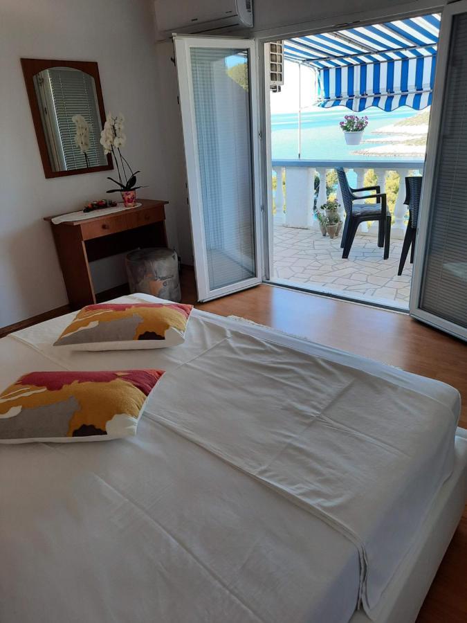 Apartments Marijana Zavalatica Eksteriør bilde