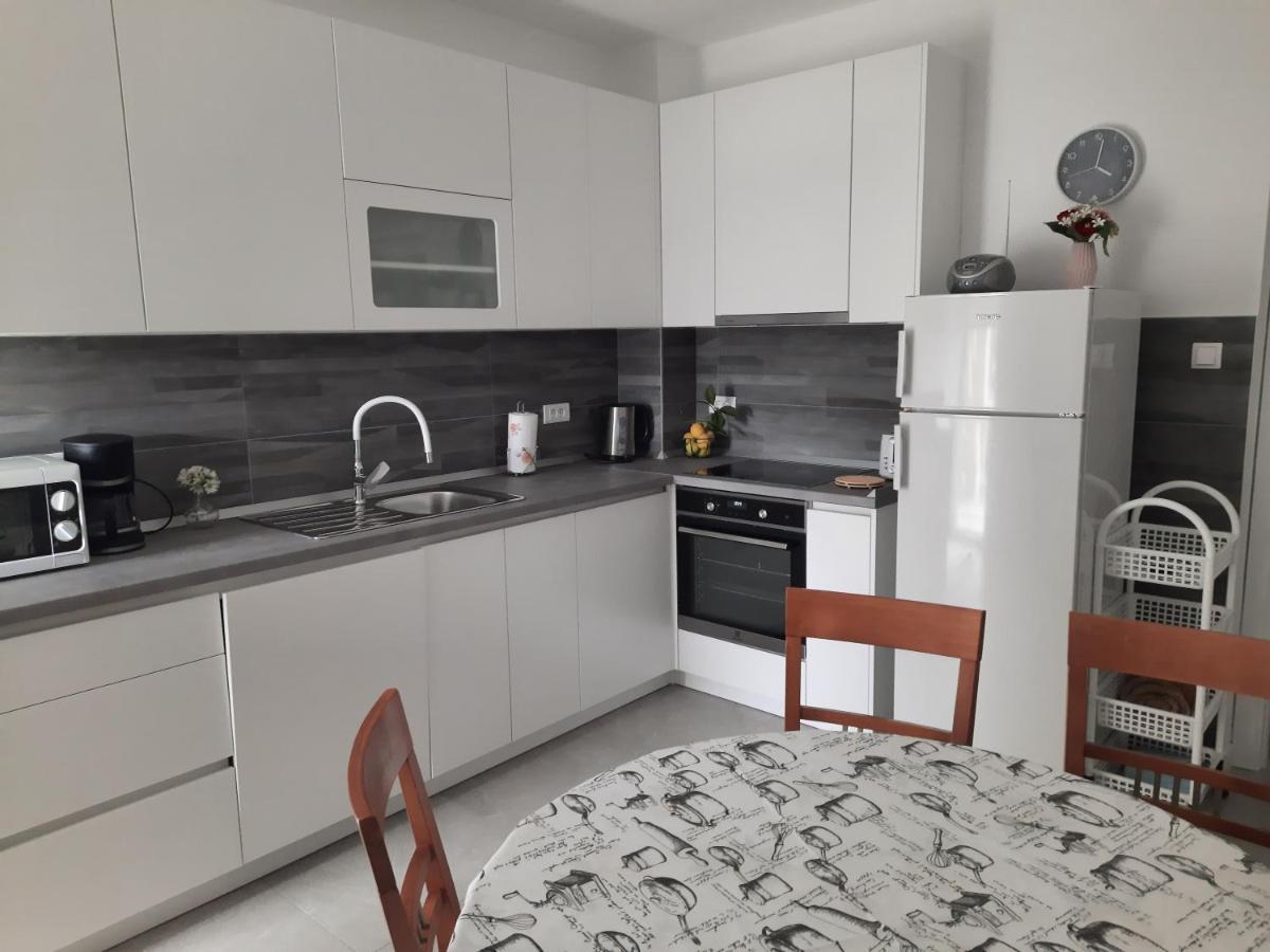 Apartments Marijana Zavalatica Eksteriør bilde